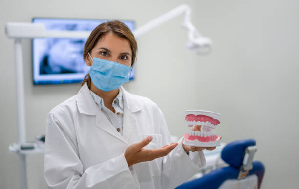 Best Cracked Tooth Emergency Dentist  in Rlborough, MA